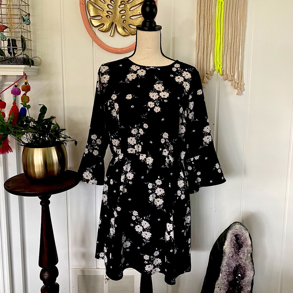 Black short H&M dress with white floral print
